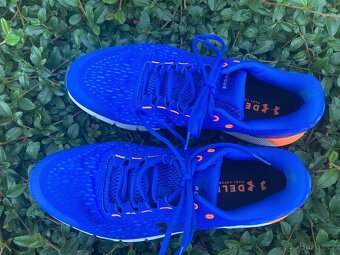 Panské běžecké boty UA nové vel 47, pošta 50,- - 11