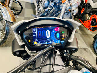 Triumph Speed Triple 1050 RS = TOP STAV / ARROW - 11