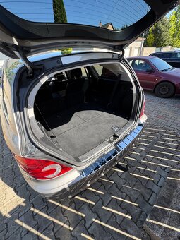 Mercedes r350 3.5 200kw, 1. majitel - Ivanka Gottová - 11