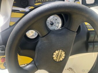 SEA DOO SPEEDSTER motorová loď - 11