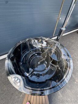 Koupací sud kulatý Pearl 225cm s hydromasážním systémem - 11