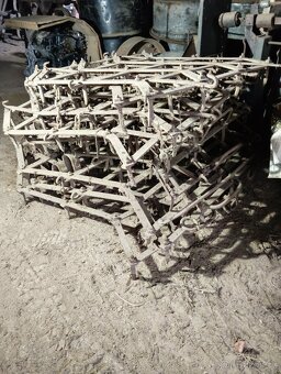 Staré zemědělské stroje - 11