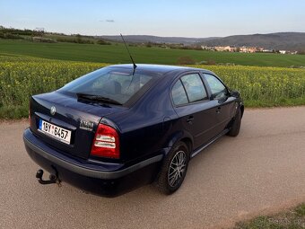 Škoda Octavia 1.6 MPI - 11