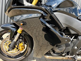 Honda CBR 600F, top stav, laďák Shark, nová STK - 11