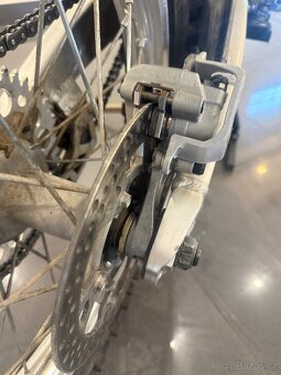Yamaha yzf 250 - 11