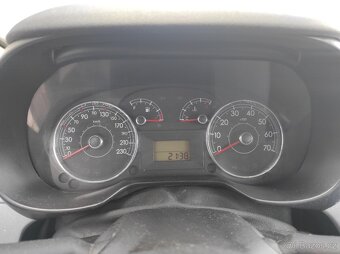FIAT PUNTO 1.2i po 1. MAJITELI KOUPENO V ČR - 11