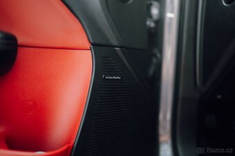 Dodge Challenger 5.7 Hemi V8 SHAKER - 11