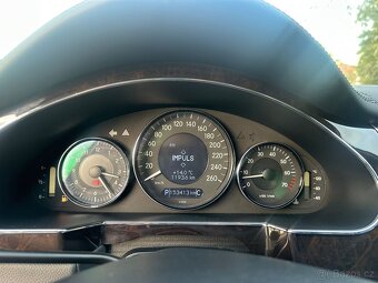 Mercedes-Benz CLS 350 - 11