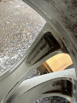 BMW kola 5x120 R20 - 11