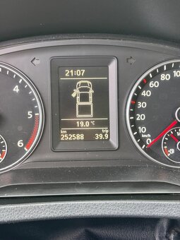 Vw T5 valník 2.0tdi 84kw DPH  ROZVODY tažné zařízení - 11