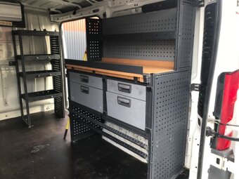 Peugeot Boxer- pojízdná dílna, servisní vůz - 11