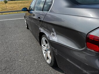 BMW 330i X-Drive - 2007 - 11