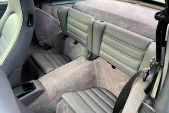 Porsche 964 Carrera 2 - 11