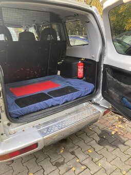 Mitsubishi Pajero wagon - 11