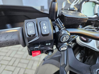 Triumph Tiger 1200 XCX ABS - 11