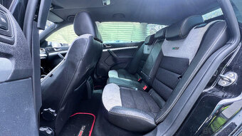 Vůz na náhradní díly Škoda Octavia 2 RS FL kombi 2010 CCZA L - 11