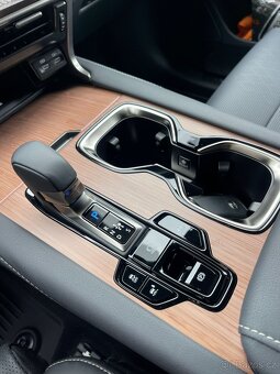 Lexus rx350h - 11