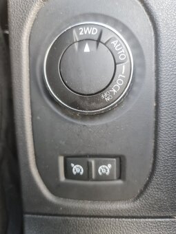 Dacia Duster 1.3 4x4, 110kW, 9/2019, Webasto - 11