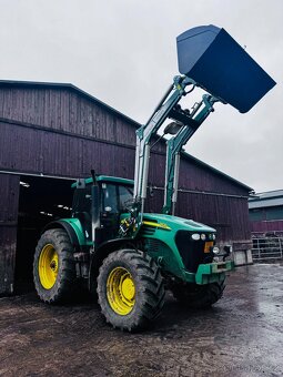 MONTUJEME ČELNÍ NAKLADAČE INTER TECH NA TRAKTORY JOHN DEERE - 11