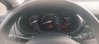 Kia Rio - 11