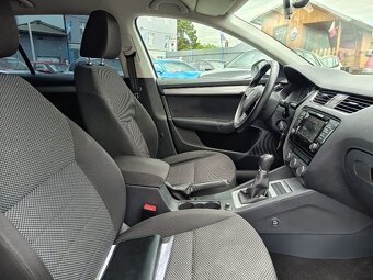 ŠKODA Octavia Combi 1,4TSi Ambiente PLUS ČR - 11