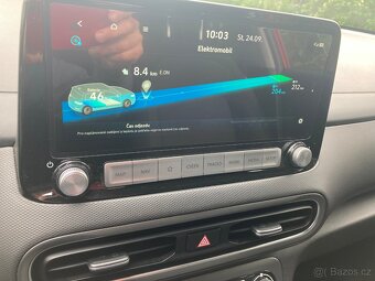 HYUNDAI KONA PREMIUM ROK 2022 BATERIE 64 kWh - 11