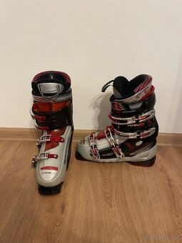 Rossignol lyžařské boty a lyže - 11