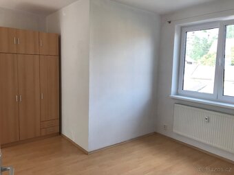 Prodej moderního bytu 3+KK s balkónem u rybníka Hamr – Praha - 11