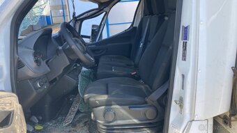Mercedes-Benz Sprinter 319 - 11