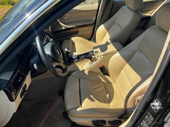 BMW E90 330i - 11