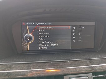 BMW E92 320d xDrive 135kw 2010 díly z vozu 320xd - 11