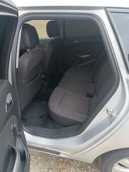 Opel astra j 2.0 CDTI - 11