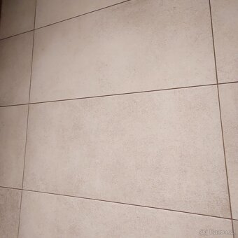 Dlažba - Zbytek od renovace - 11