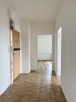 Prodej bytu 3+1 Pardubice - Studánka - 11