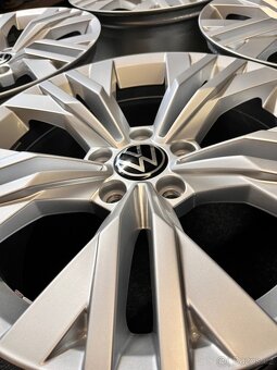 5x112 R17 VW Passat B8 Alltrack - TOP STAV - 11