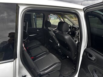 Ford Galaxy 2.2 tdci - 7 míst - 11