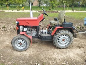Traktor + sklápěcí vlek ,pluh - 11