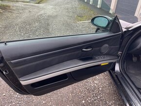 BMW 325i E93 - 11