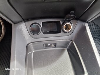 Kia Rio 1.4 DOHC 71kw rok 2009 - 11