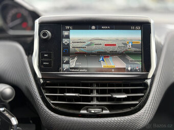 Peugeot 208 1.2 Pure Tech 81kw Automat - 11