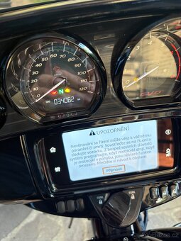 HARLEY DAVIDSON FLHXSE CVO STREET GLIDE 22' - 11