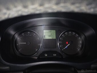 Škoda Roomster 1.2 TSI 63KW r.v.10/2012 naj. 108569 km - 11