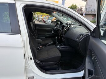 Mitsubishi ASX 1.6 MIVEC/86 kW/manuál/ČR-2. majitelka/98 tkm - 11