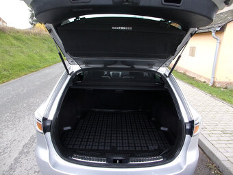 Mazda 6 Dynamic sport 2.5i 16V kombi,xenony,kůže,BOSE - 11