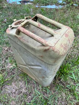 Na prodej kanystr USA - 11