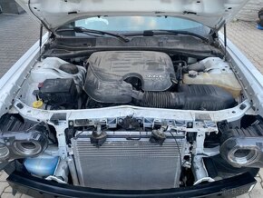 Dodge Challenger 3.6  V6  2017  lehce bourany - 11