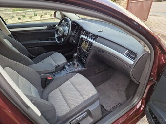 ŠKODA SUPERB 2.0 TDI XENONY MANUÁL - 11