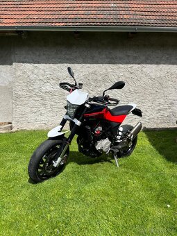 Husqvarna Nuda 900 R - 11