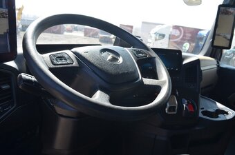 MERCEDES BENZ ACTROS_tahač návěsů - 11