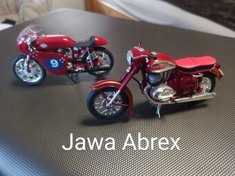 Modely motorek 1:18 Maisto - 11